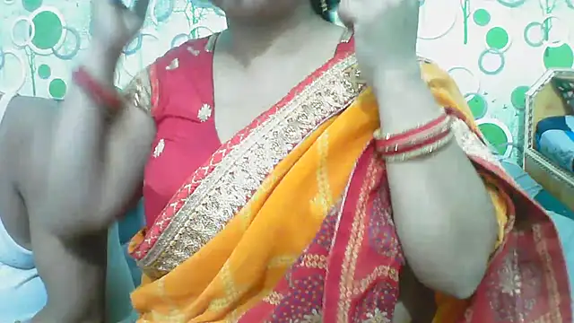 Snapshot of hard_to_do__ chatting on June 18, 2026, 4:56 pm hard to do online show from June 18, 2026, 4:56 pm
