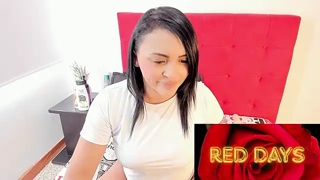 Snapshot of EstrellaSmmith chatting on May 30, 2026, 8:58 pm EstrellaSmmith online show from May 30, 2026, 8:58 pm