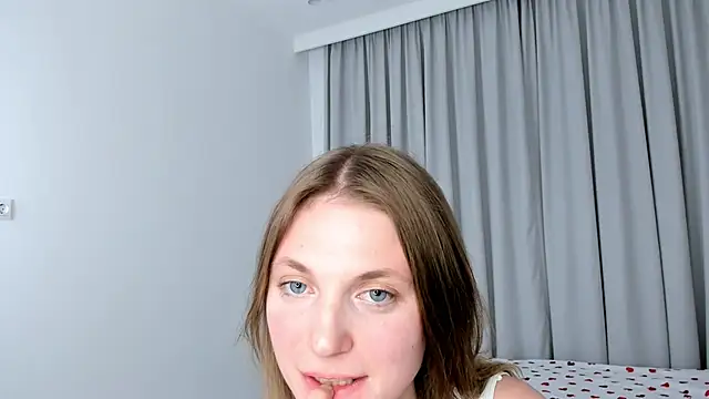 Snapshot of ErinnPieloch chatting on March 14, 2026, 8:04 pm ErinnPieloch online show from March 14, 2026, 8:04 pm