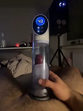 Nikkipp online show from March 7, 2026, 9:31 pm