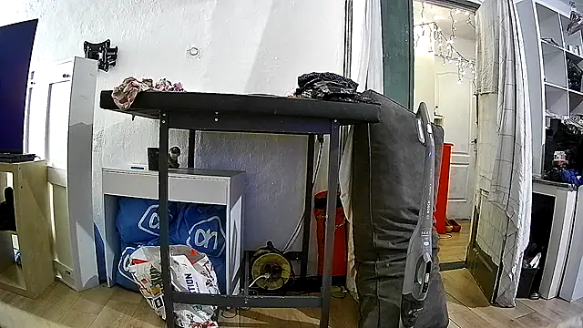 rudy25cm online show from March 25, 2026, 4:39 pm