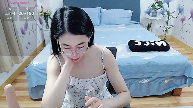 mila-baby-99 online show from May 6, 2026, 1:31 am