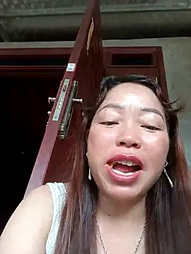 Yellow-pink online show from July 13, 2026, 12:21 am
