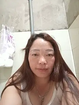 Yellow-pink online show from June 14, 2026, 3:02 pm