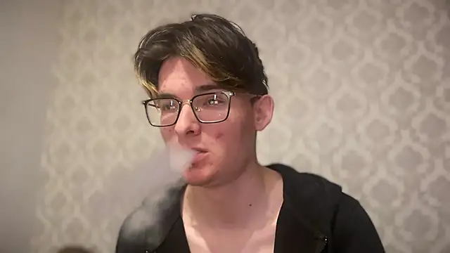 niksikor online show from April 29, 2026, 1:59 pm