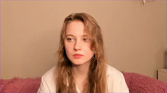 RubieHeiser online show from April 24, 2026, 9:44 am