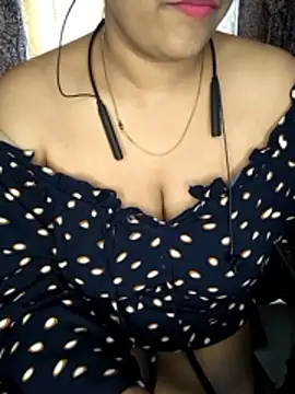 sunny-nikk online show from March 25, 2026, 10:58 am