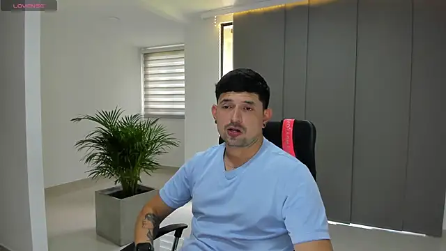 TroyeSavage online show from March 9, 2026, 10:02 pm