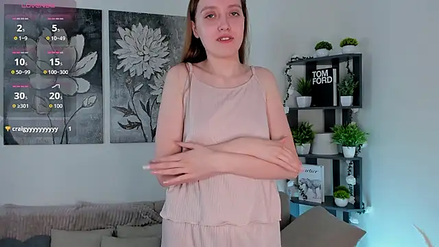 EsterCristofori online show from March 18, 2026, 1:31 am