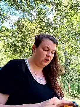 Sluttynoel online show from June 10, 2026, 6:20 pm