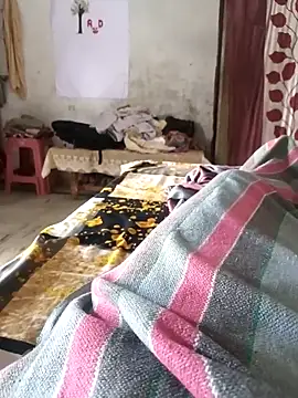 AishwaryaGujjar online show from March 23, 2026, 8:47 am