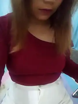 Sweet-cum425 online show from May 17, 2026, 5:46 pm