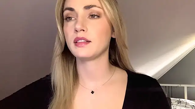 ScarlettSensitive online show from May 4, 2026, 2:31 pm