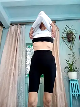 Tania9876 online show from June 13, 2026, 5:49 am