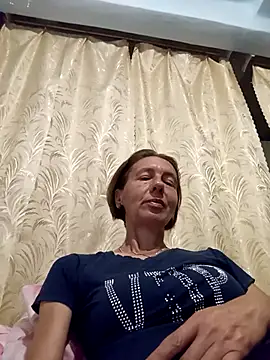 Tania9876 online show from August 4, 2026, 8:35 pm