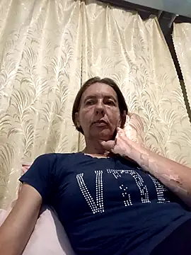 Tania9876 online show from July 15, 2026, 7:32 pm