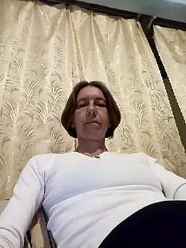 Tania9876 online show from June 16, 2026, 7:14 pm