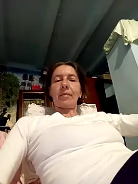 Tania9876 online show from May 13, 2026, 7:43 pm