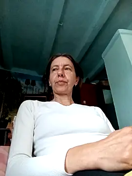 Tania9876 online show from May 9, 2026, 7:12 am