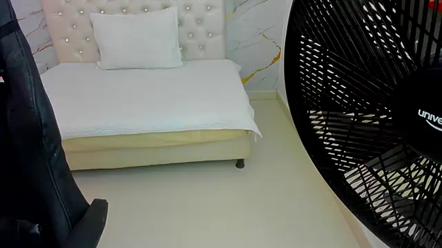 Snapshot of Sofia_echeverri chatting on April 18, 2026, 12:29 pm Sofia echeverri online show from April 18, 2026, 12:29 pm