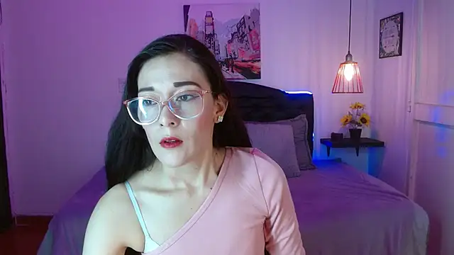 Mylu xx online show from April 19, 2026, 1:23 pm