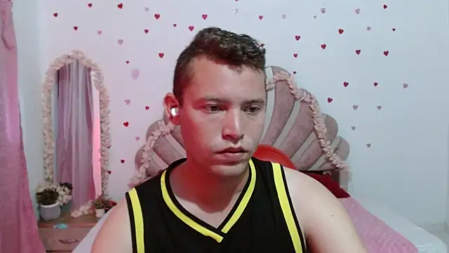 sven fox723 online show from May 26, 2026, 12:36 pm