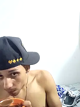 Snapshot of TAILONGT29 chatting on March 23, 2026, 2:33 am TAILONGT29 online show from March 23, 2026, 2:33 am