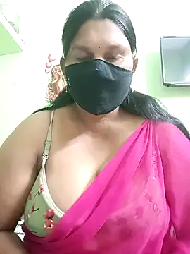 Snapshot of telugutanuja_ chatting on April 24, 2026, 2:35 am telugutanuja online show from April 24, 2026, 2:35 am