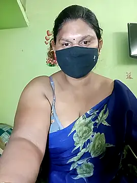 Snapshot of telugutanuja_ chatting on April 15, 2026, 10:10 pm telugutanuja online show from April 15, 2026, 10:10 pm