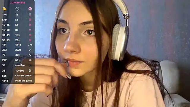 AlisaBloom online show from March 22, 2026, 7:10 am