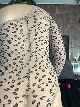 anaiscooper online show from March 20, 2026, 3:40 am