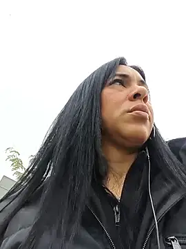 Camillemonroe  online show from April 29, 2026, 11:36 am