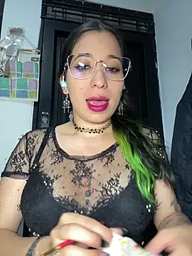 Laughing Natty online show from May 8, 2026, 1:53 am