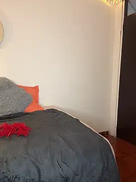 zoe  baker online show from April 18, 2026, 2:30 pm