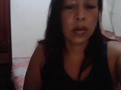 emylyymature online show from March 24, 2026, 11:49 pm