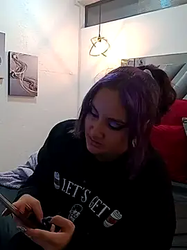 Liily Foxxy online show from April 22, 2026, 10:55 am