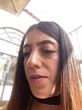 Electra Pinkk online show from June 18, 2026, 2:11 pm