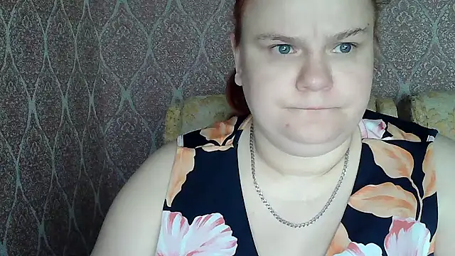 DollyGersonn online show from April 18, 2026, 5:43 am