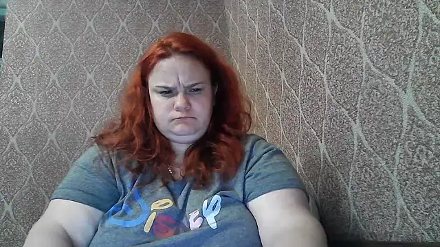 DollyGersonn online show from May 14, 2026, 11:24 pm