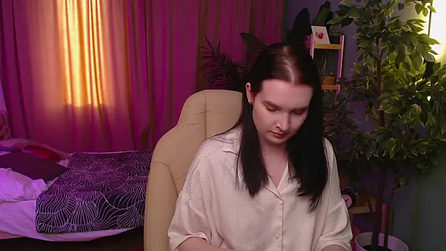 Kristen Bellle online show from April 23, 2026, 1:01 am