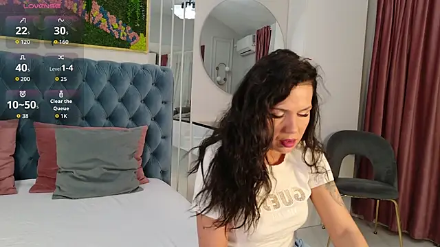 AnneRey online show from April 5, 2026, 3:24 am