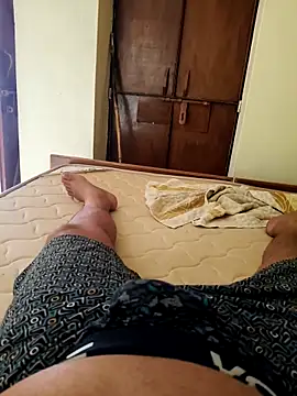 Desii rockstarr online show from April 23, 2026, 1:23 am