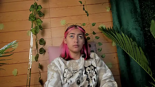 PinkyyPieee  online show from March 25, 2026, 11:42 am