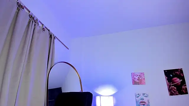 nahiara santana online show from April 25, 2026, 3:09 am