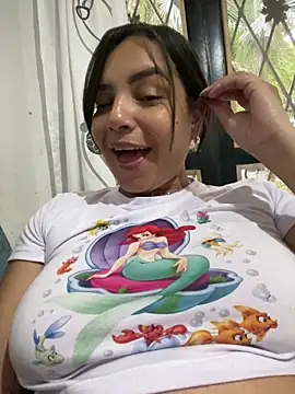 Kira33  online show from March 26, 2026, 11:41 am