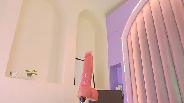 Meganlove   online show from June 3, 2026, 2:56 am