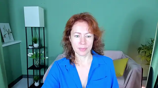 LeticiaRomano online show from July 15, 2026, 4:08 am