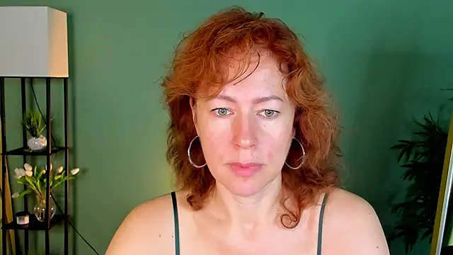 LeticiaRomano online show from June 27, 2026, 4:07 am