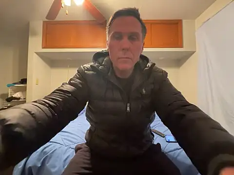 banginblue1980 online show from March 19, 2026, 12:10 am