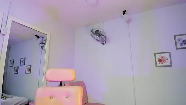 Ebony Goddess  online show from March 20, 2026, 2:07 pm